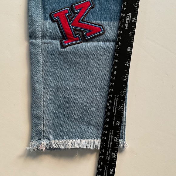 MO&Co Women’s Donald Duck Patches Jean Sz 30x22” K- Fashion Distressed Y2K Edgy - Picture 5 of 13